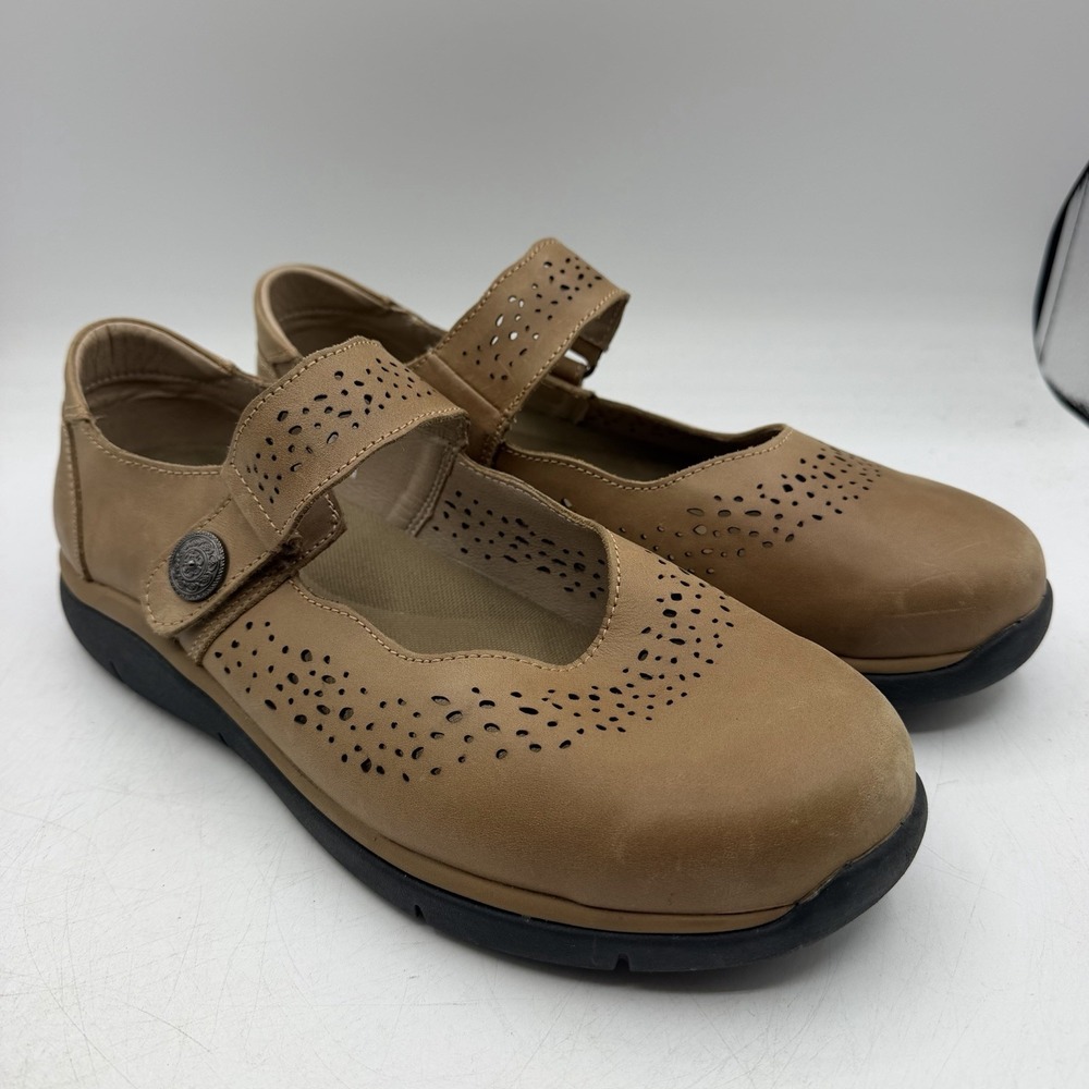 Propet Selena Mary Jane Shoes Womens Sz 11 X(2E) EXTRA WIDE Beige Leather Flats